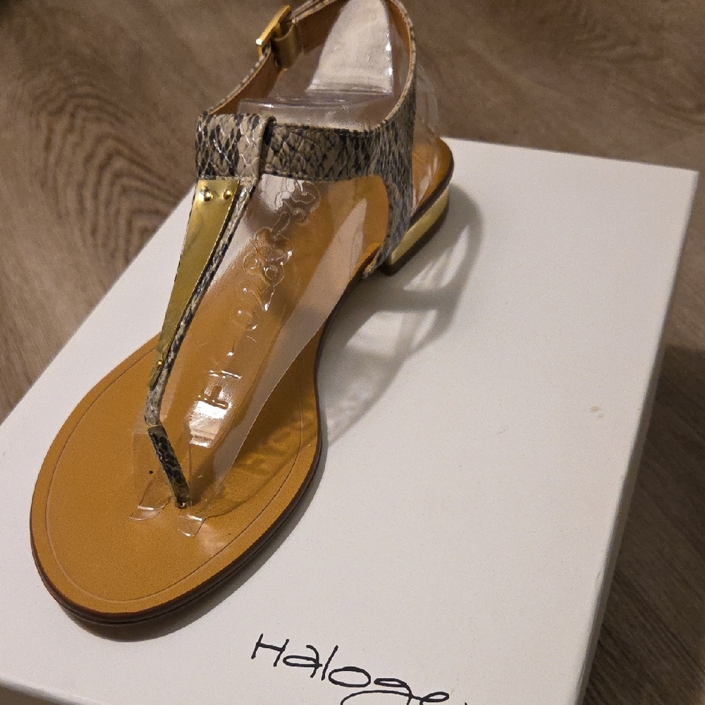 Halogen Women's Sandals - Gold and Tan